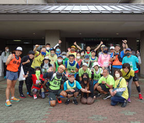 スタート前の元気な集合写真