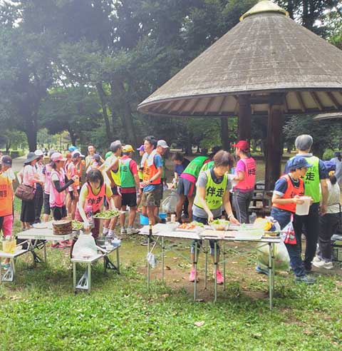 代々木公園練習会場、エイド風景